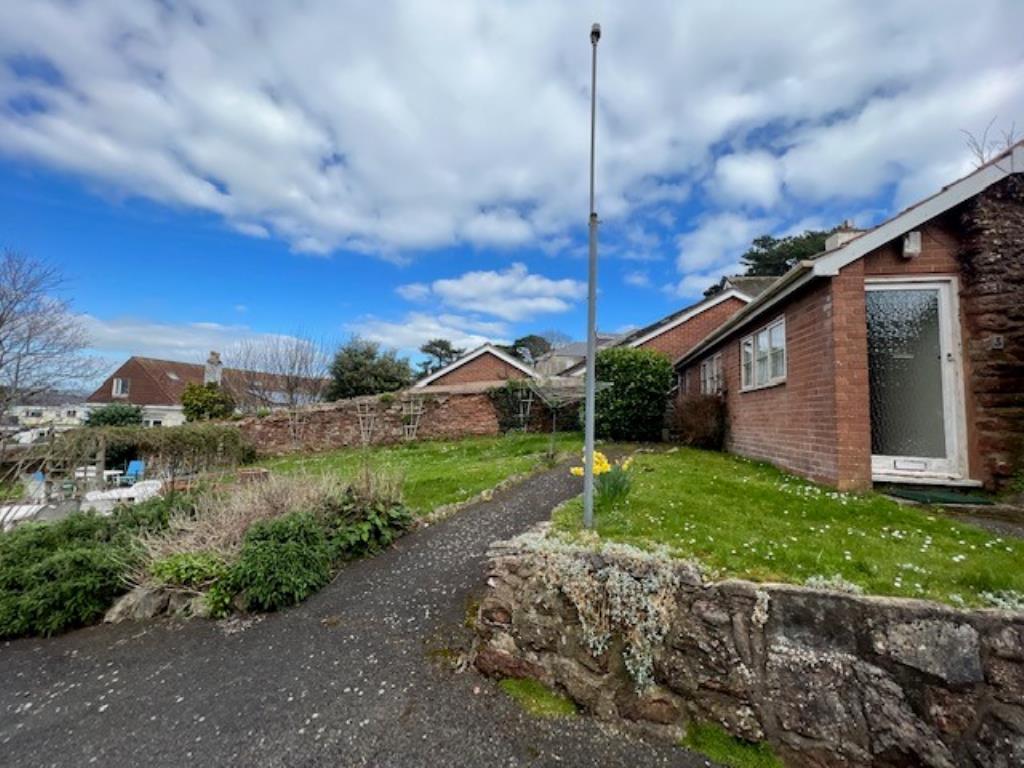 Lot: 78 - STORE BUILDING AND GARDEN PLOT WITH PLANNING FOR SINGLE DWELLING -